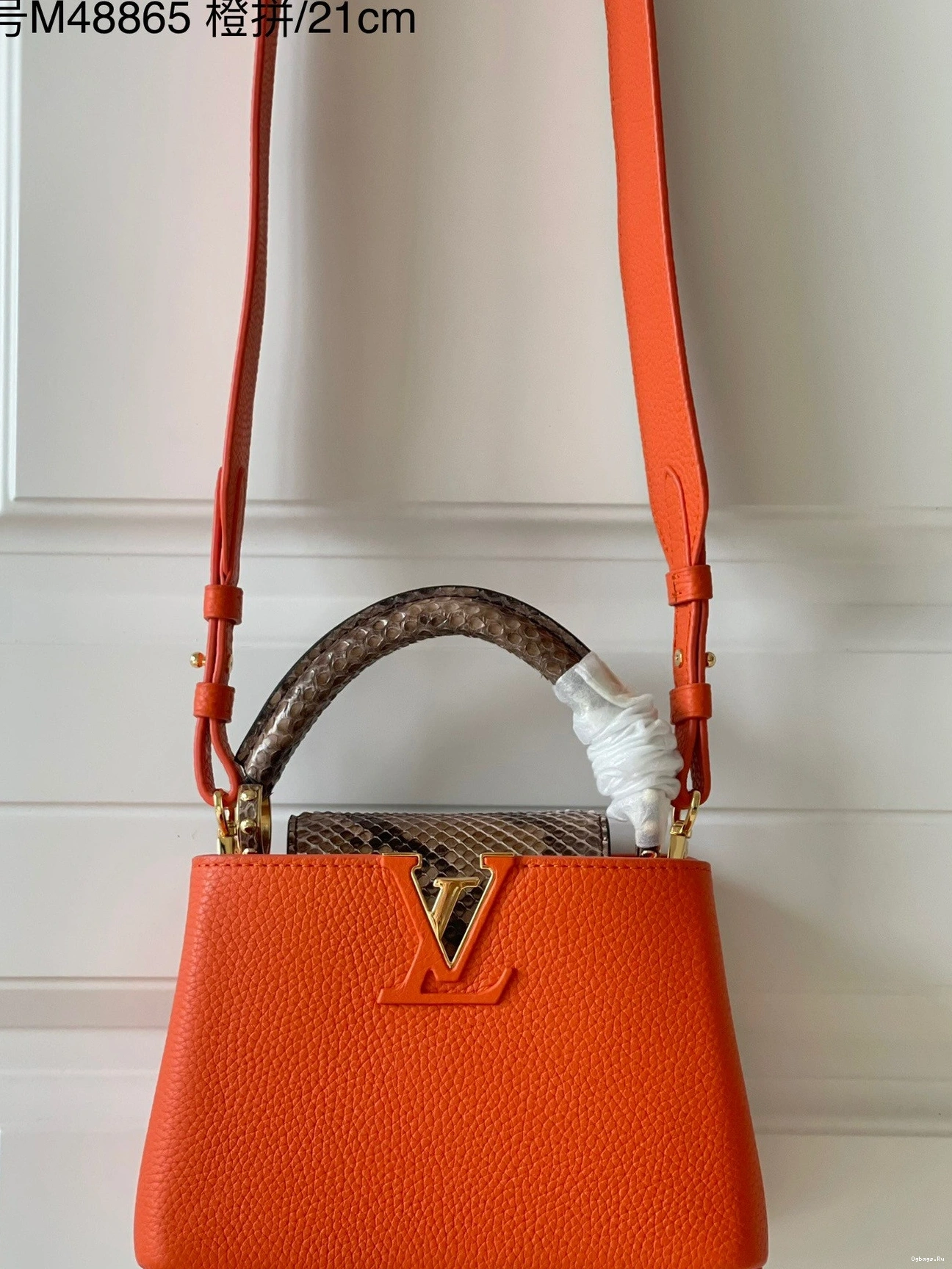 LOUIS MINI CAPUCINES VUITTON 0309